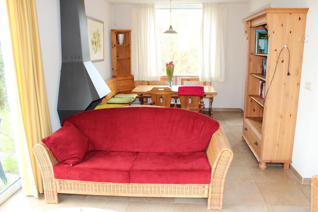 Bungalows - Bungalowpark Mooyeveld - Uniek Gelegen In De Duinen! Egmond-Binnen Phòng bức ảnh